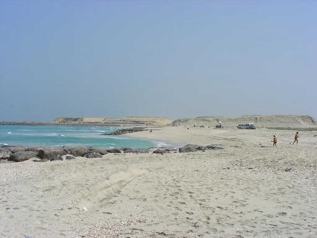 Le rivage d'Al Hamriyah, au nord de Sharjah